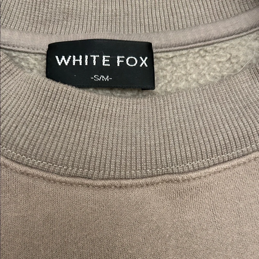 White Fox Sweatpants Set - Picture 3 of 5